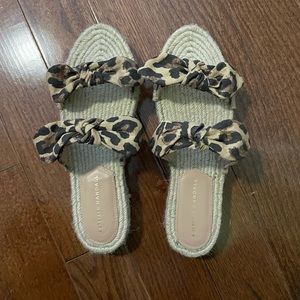 Loeffler Randall daisy eapadrille